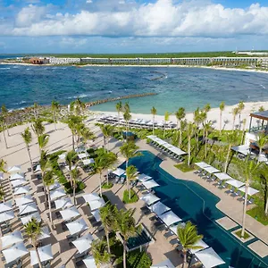 Resort Hilton Riviera Maya, Tulum Pueblo